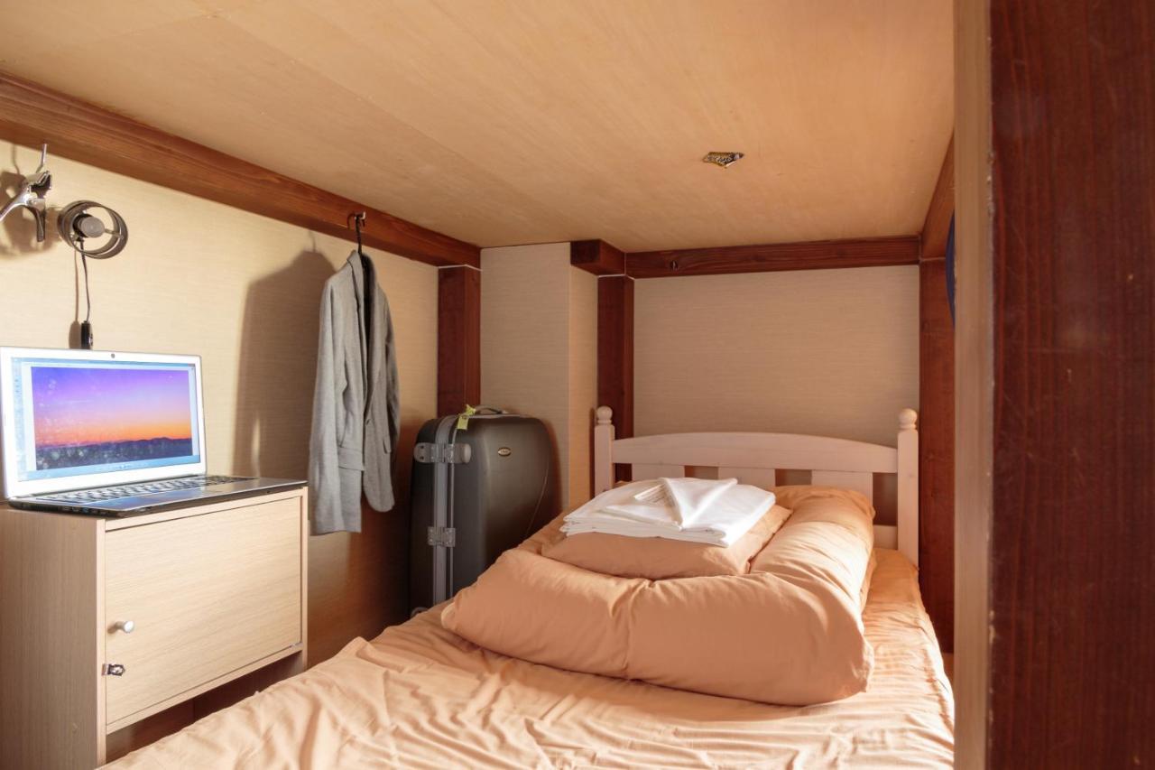 J-Hoppers Hida Takayama Guest House Kültér fotó