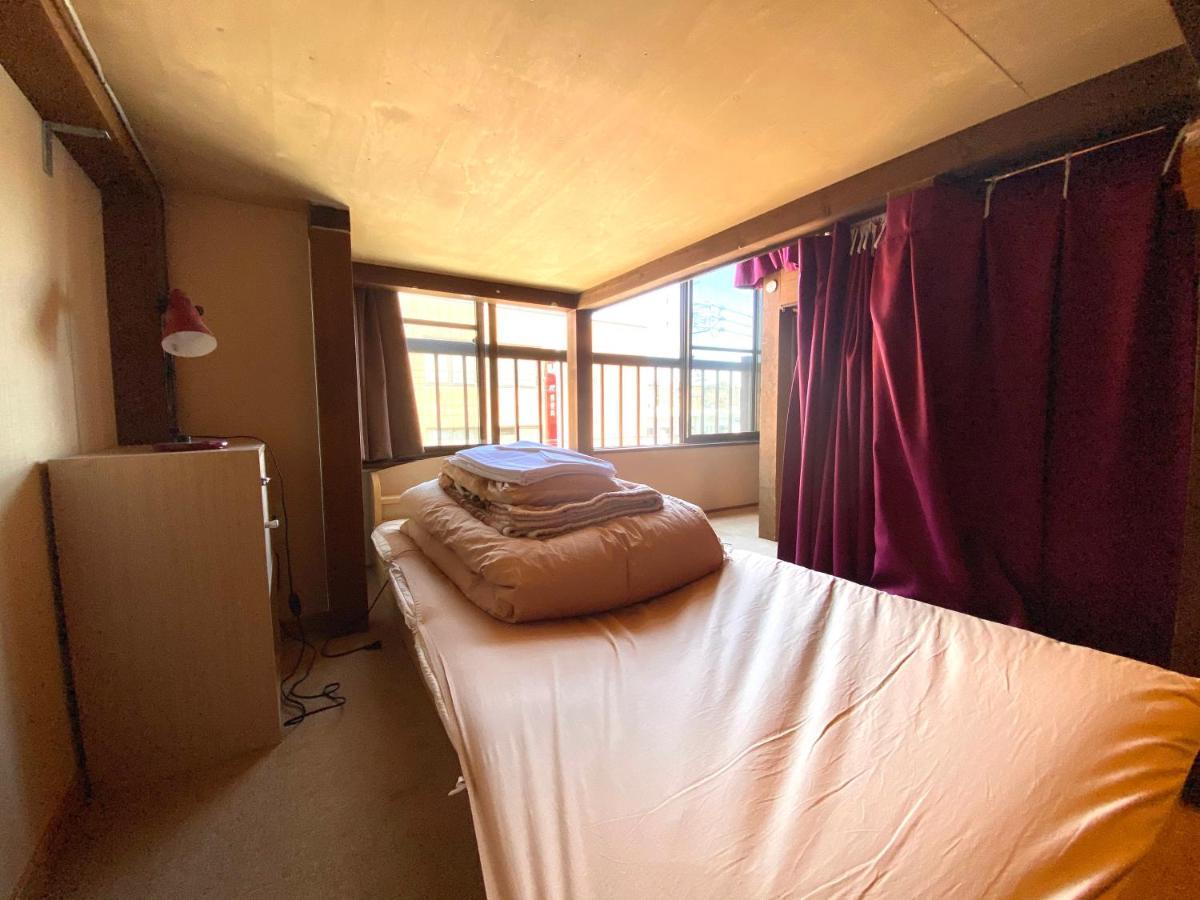 J-Hoppers Hida Takayama Guest House Kültér fotó